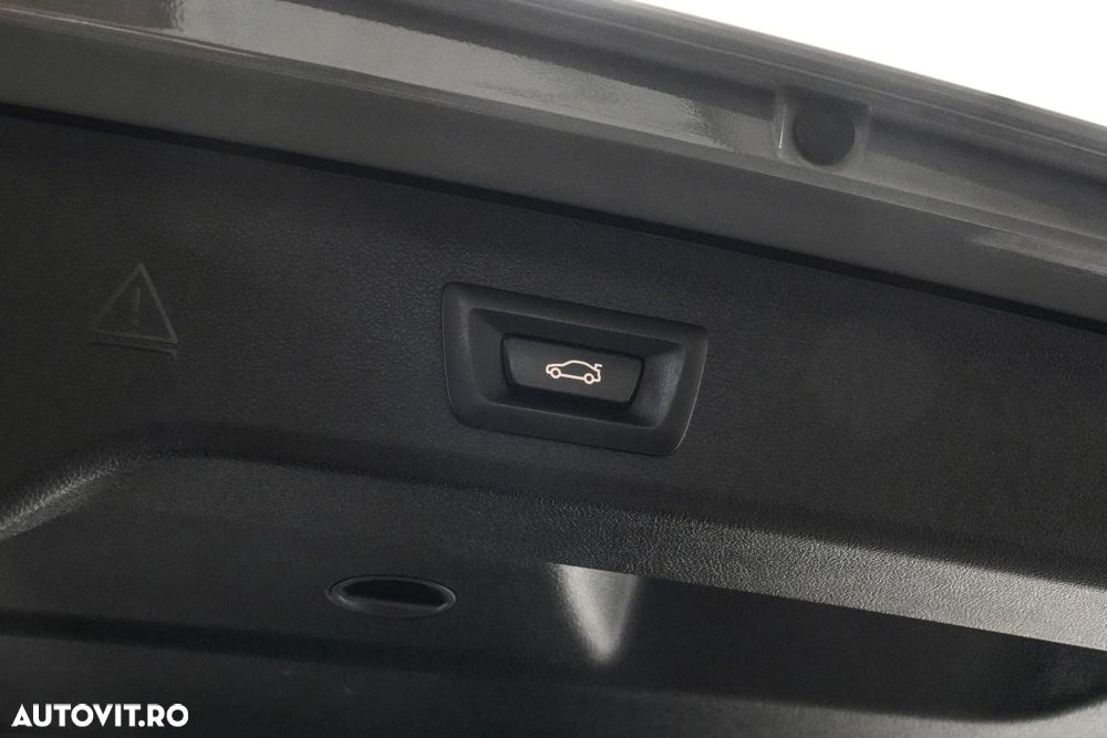 BMW Seria 5 518d AT MHEV - 26