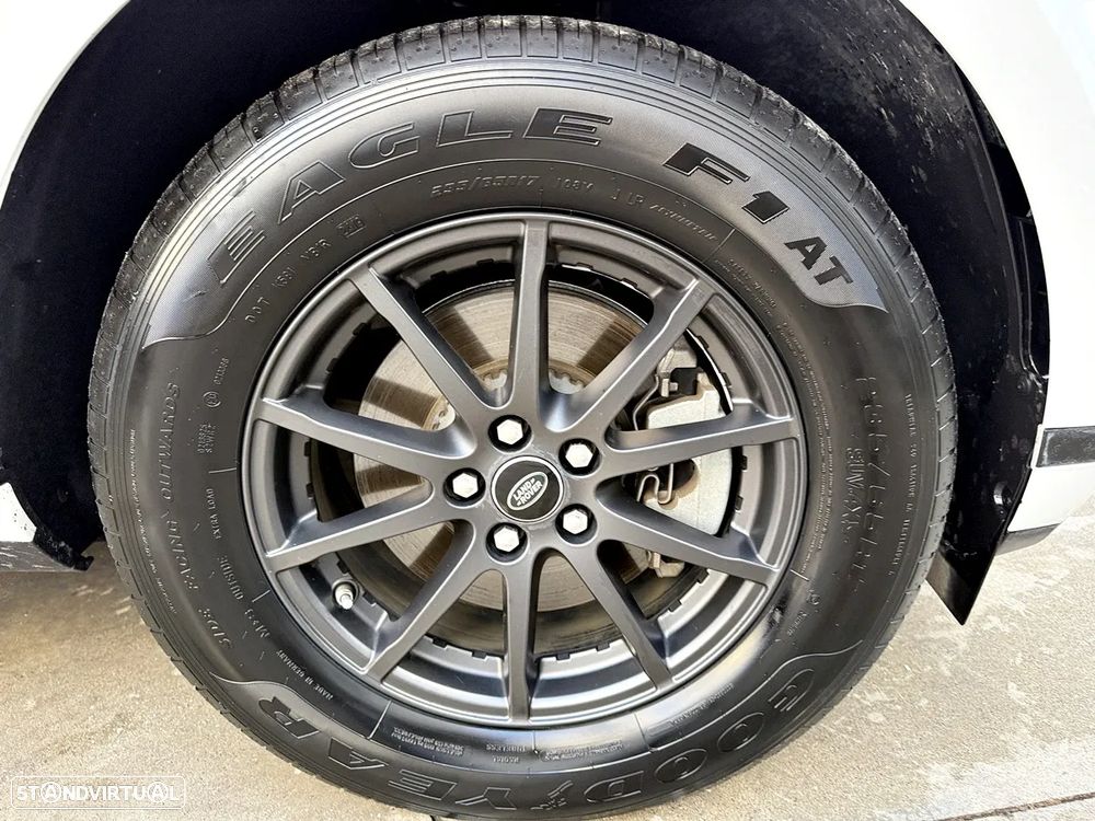 Land Rover Range Rover Evoque 2.0 D150 AWD Auto - 45