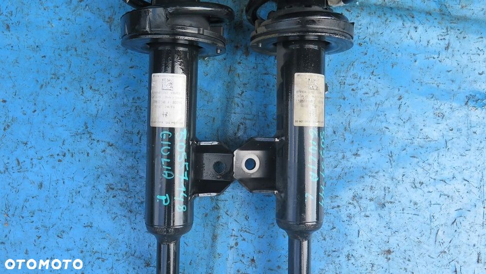 AMORTYZATOR SPRĘŻYNA MOCOWANIE PRZÓD PRAWY LEWY ALFA ROMEO GIULIA RWD - 2