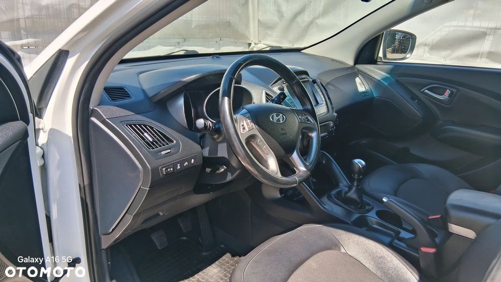 Hyundai ix35 2.0 CRDi 4WD Premium - 10