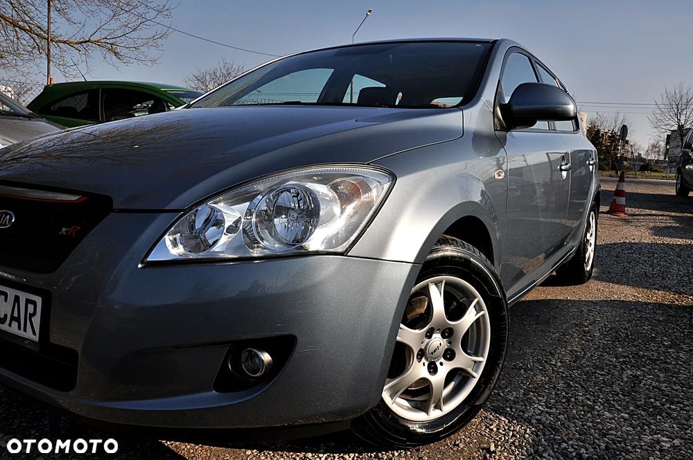 Kia Ceed Cee'd 2.0 Optimum - 4
