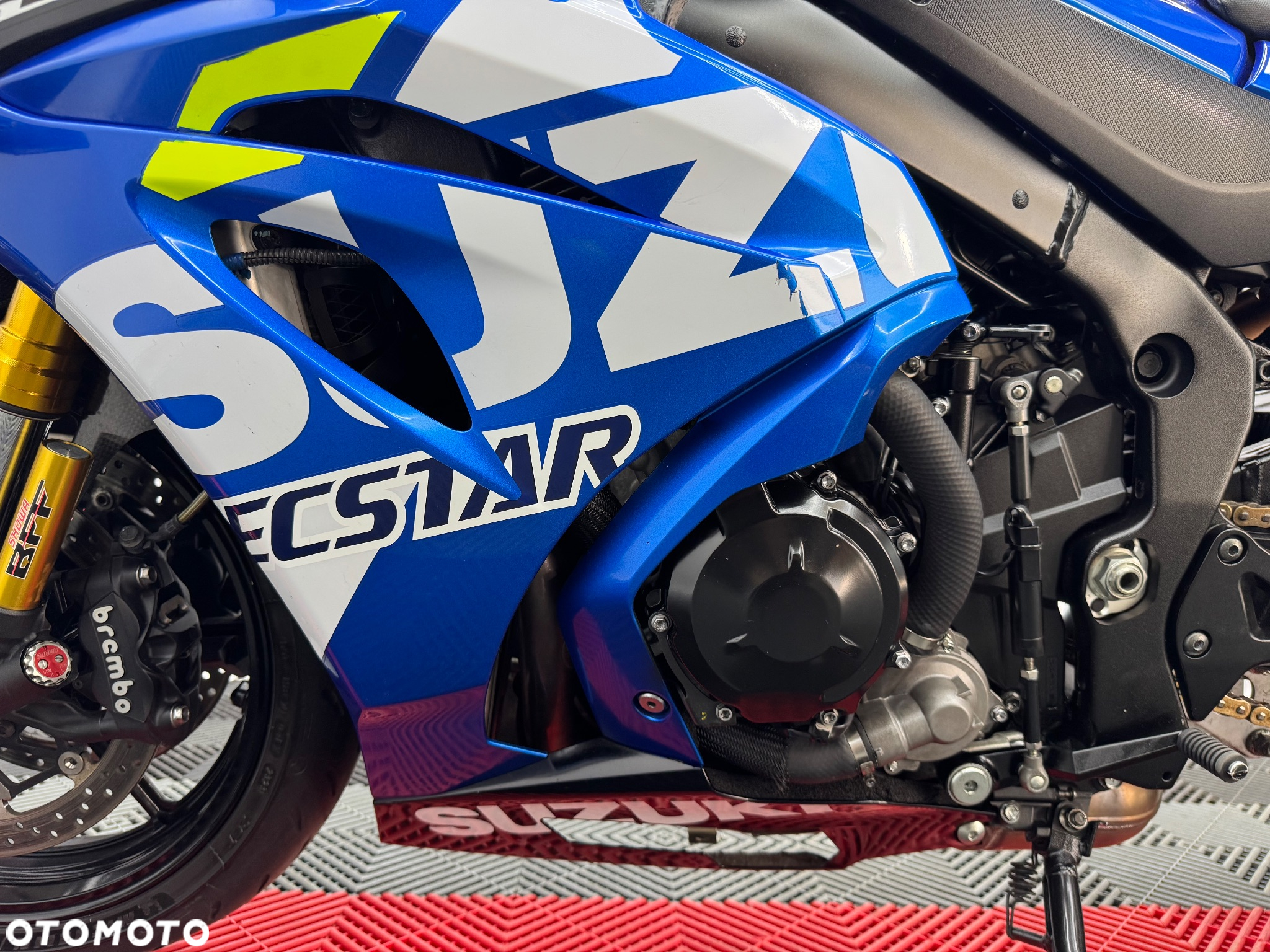 Suzuki GSX-R - 22