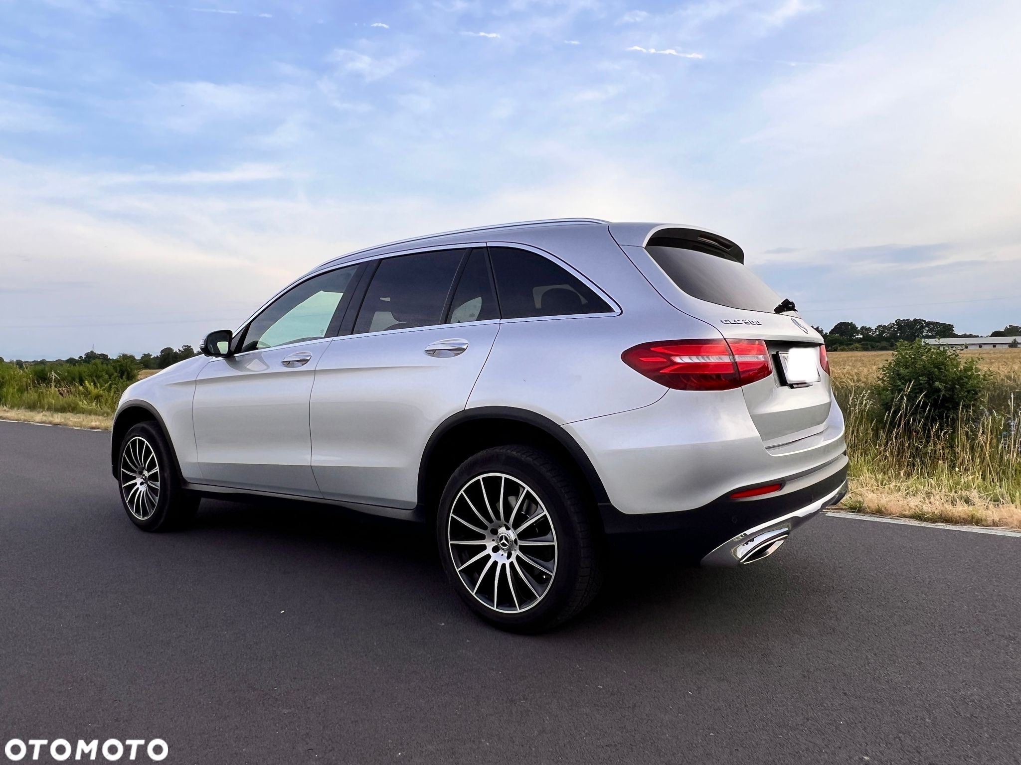 Mercedes-Benz GLC 300 4Matic 9G-TRONIC Exclusive - 5