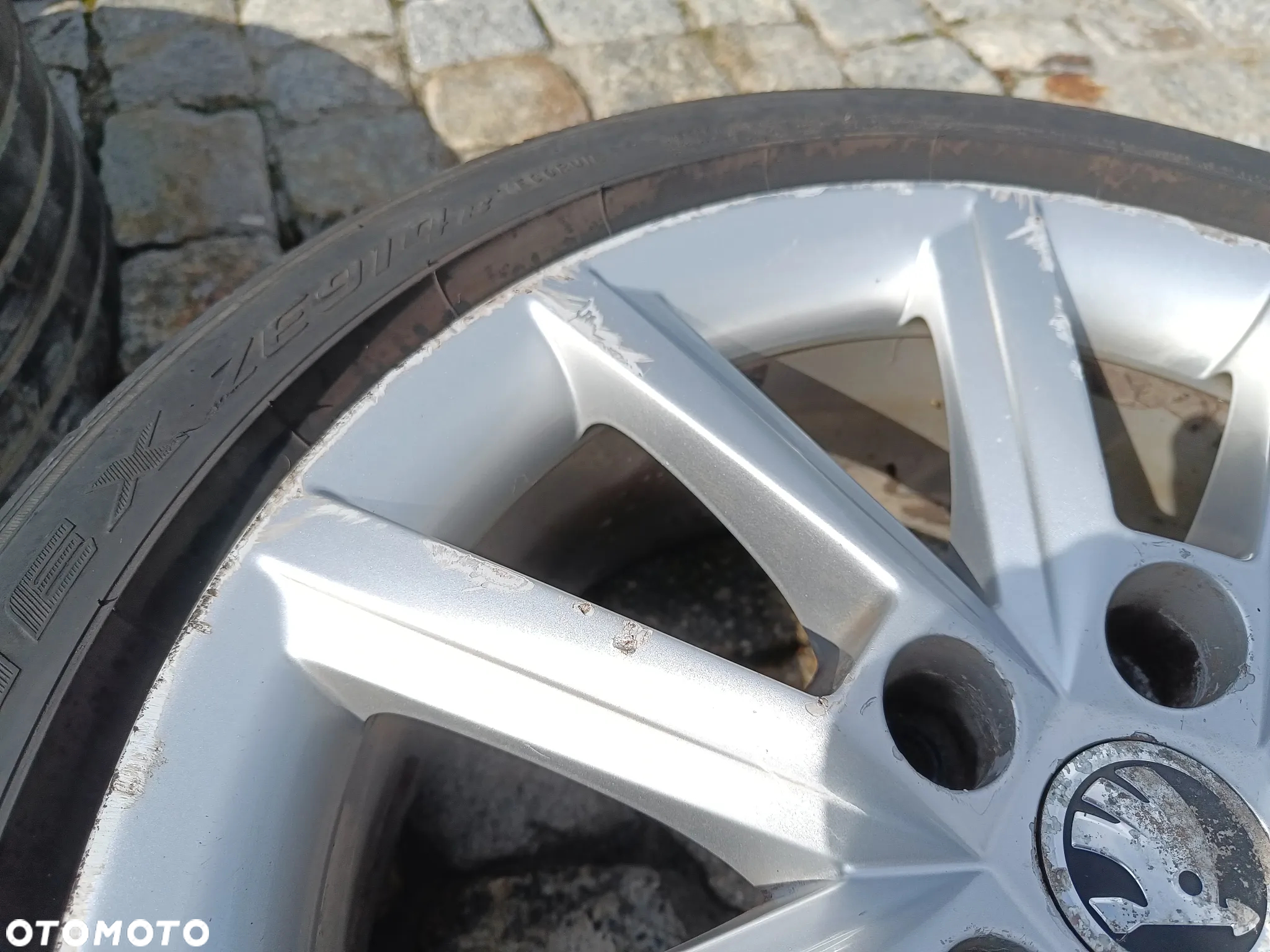 Felgi Aluminiowe 17 Skoda Octavia 3 5x112 ET49 5E0601025E Koła VW Seat Audi - 3