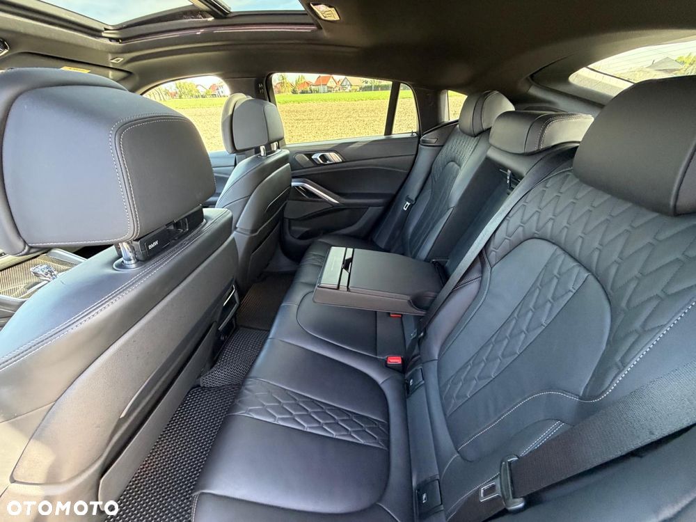 BMW X6 xDrive40i xLine - 19