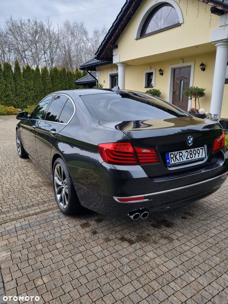 BMW Seria 5 520d Luxury Line - 4