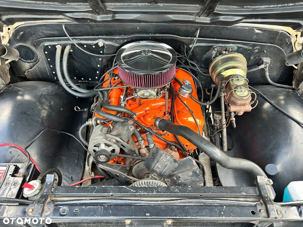 Chevrolet C-20 - 18