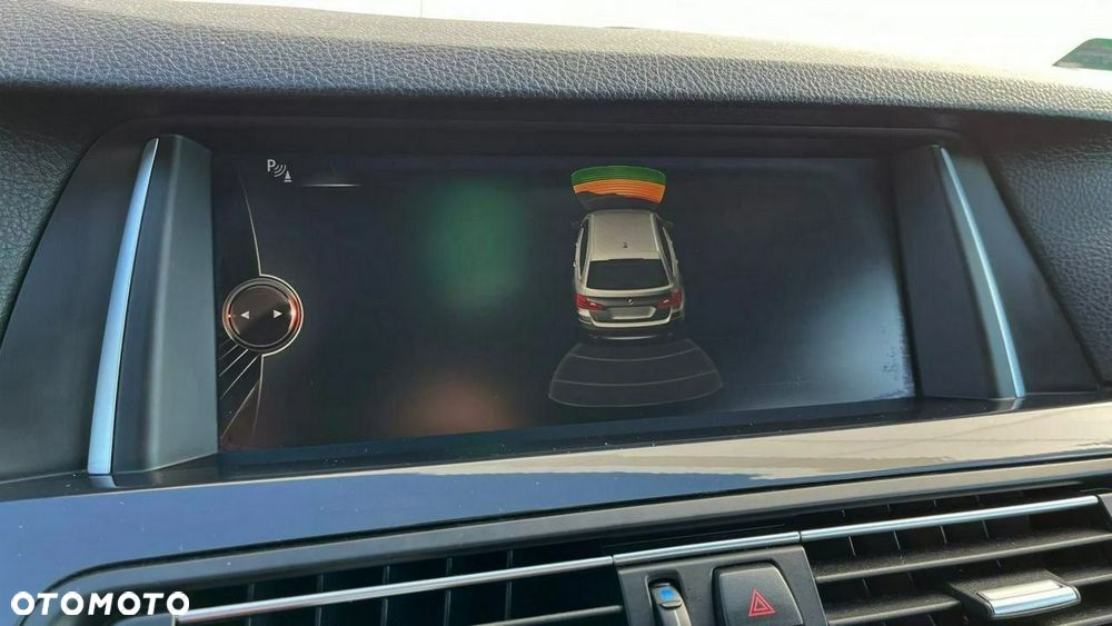 BMW Seria 5 520d - 23