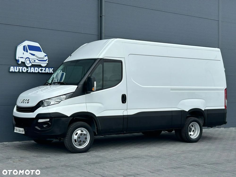 Iveco Daily 35C15 3.0 HPI L3H2 Średniak **Blokada mostu**KLIMA**Hak 3,5t.**NA BLIŹNIAKACH**Sprowadzony**2019R**