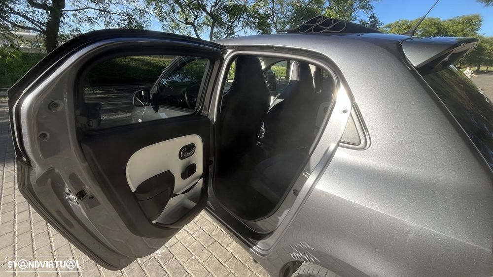 Renault Twingo ENERGY TCe 90 EDC Cosmic - 3