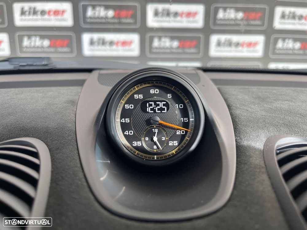 Porsche 718 Cayman GT4 RS - 33