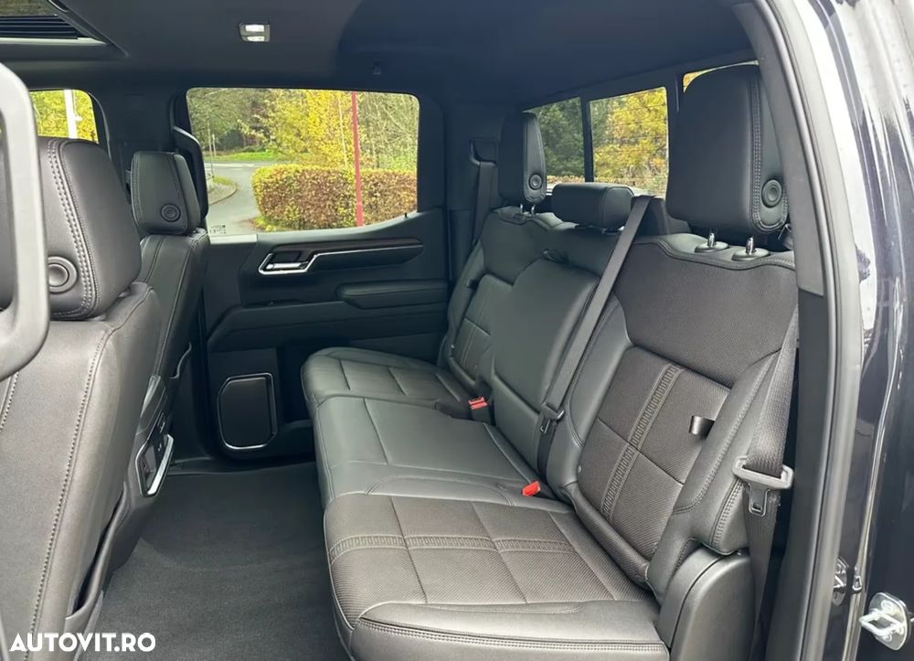 Chevrolet Silverado - 16