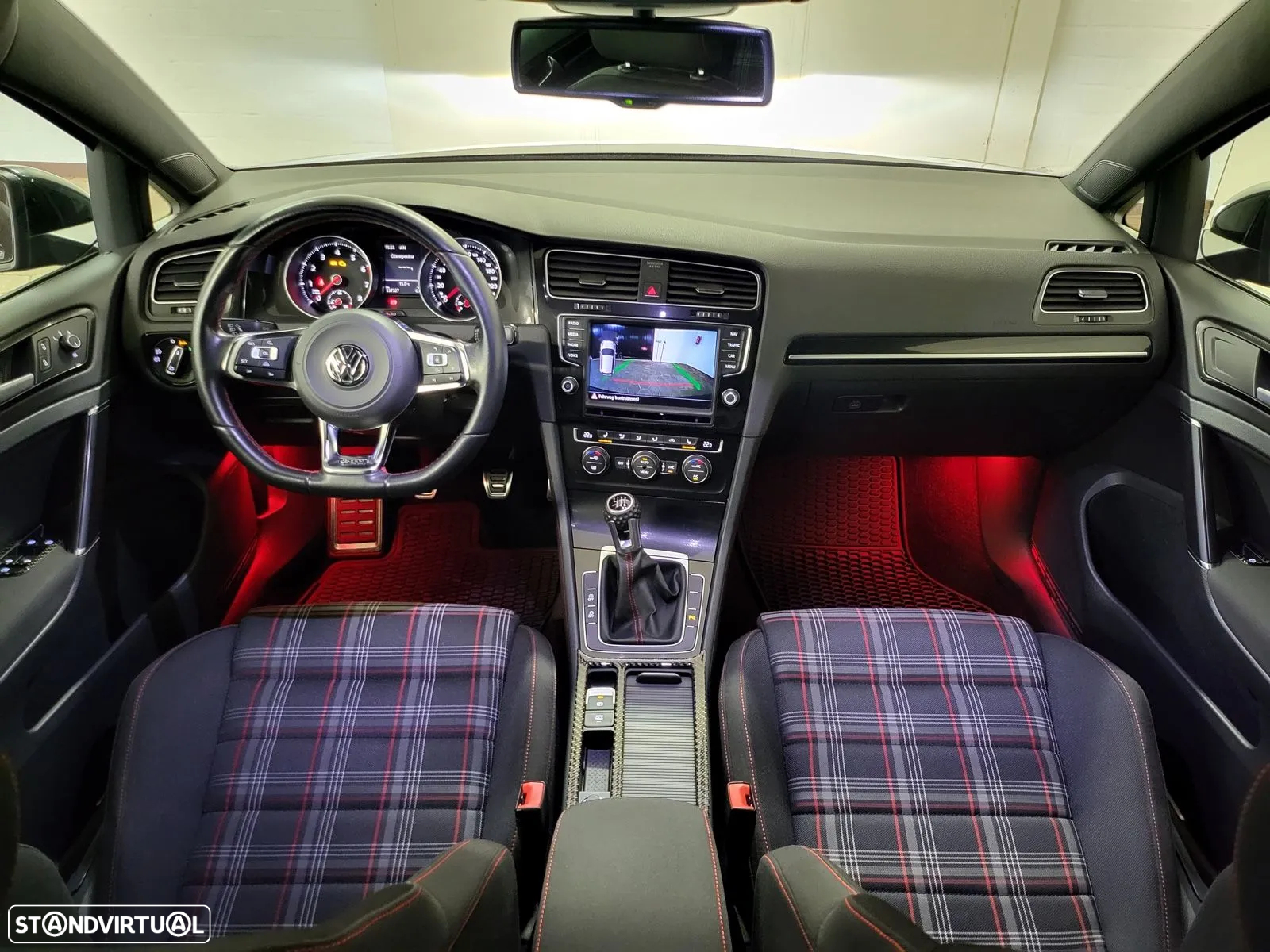 VW Golf 2.0 TSi GTi Performance - 15