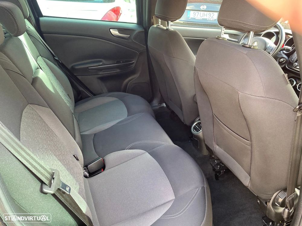 Alfa Romeo Giulietta - 25