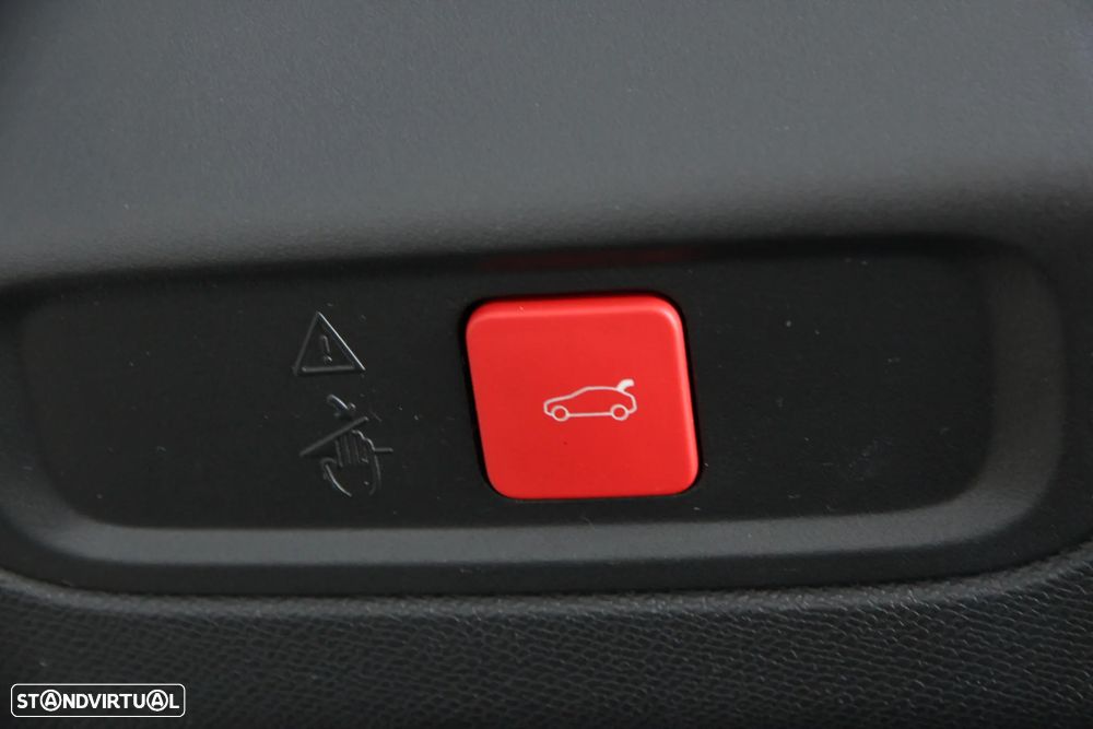 Peugeot 408 1.2 PureTech GT EAT8 - 27
