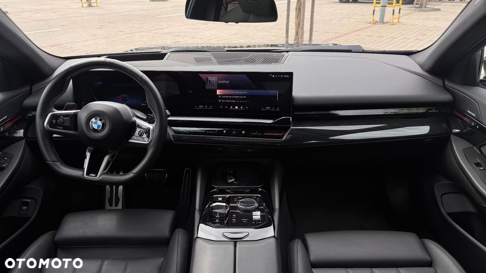 BMW Seria 5 530i xDrive - 13