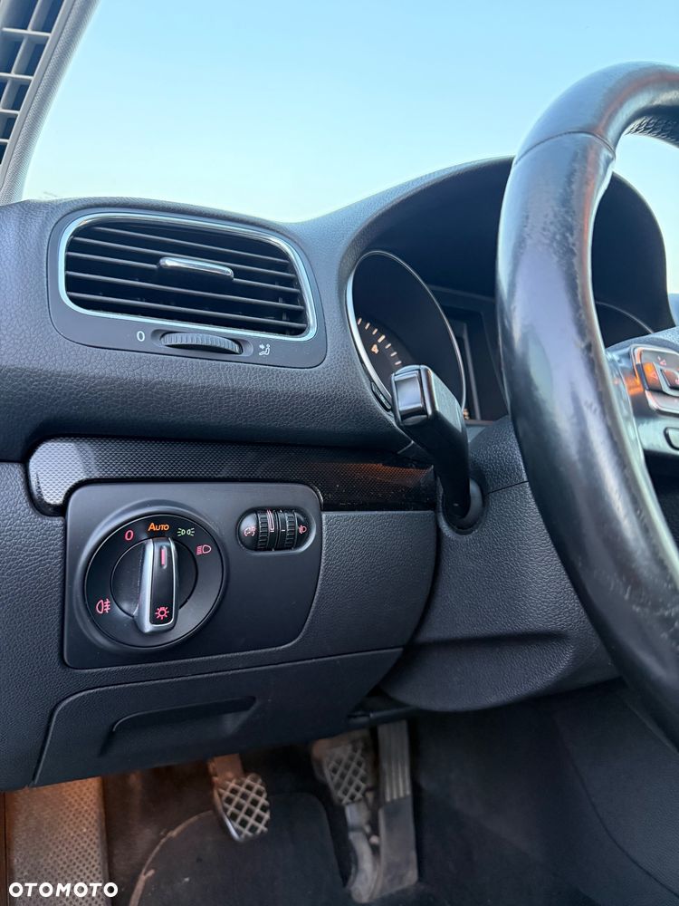 Volkswagen Golf 1.6 TDI BlueMot Comfortline - 15