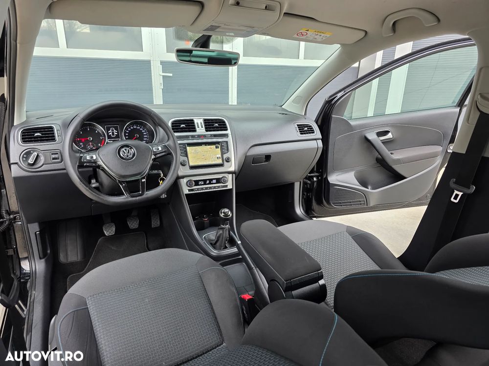 Volkswagen Polo 1.4 TDI Blue Motion Technology Lounge - 15