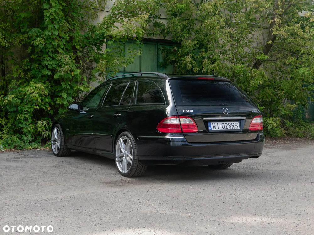 Mercedes-Benz Klasa E 500 4-Matic T Avantgarde - 7