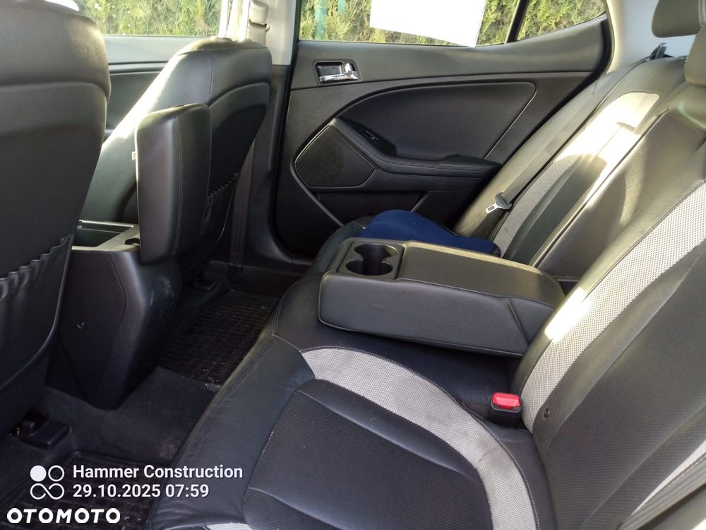 Kia Optima 1.7 CRDi L - 11