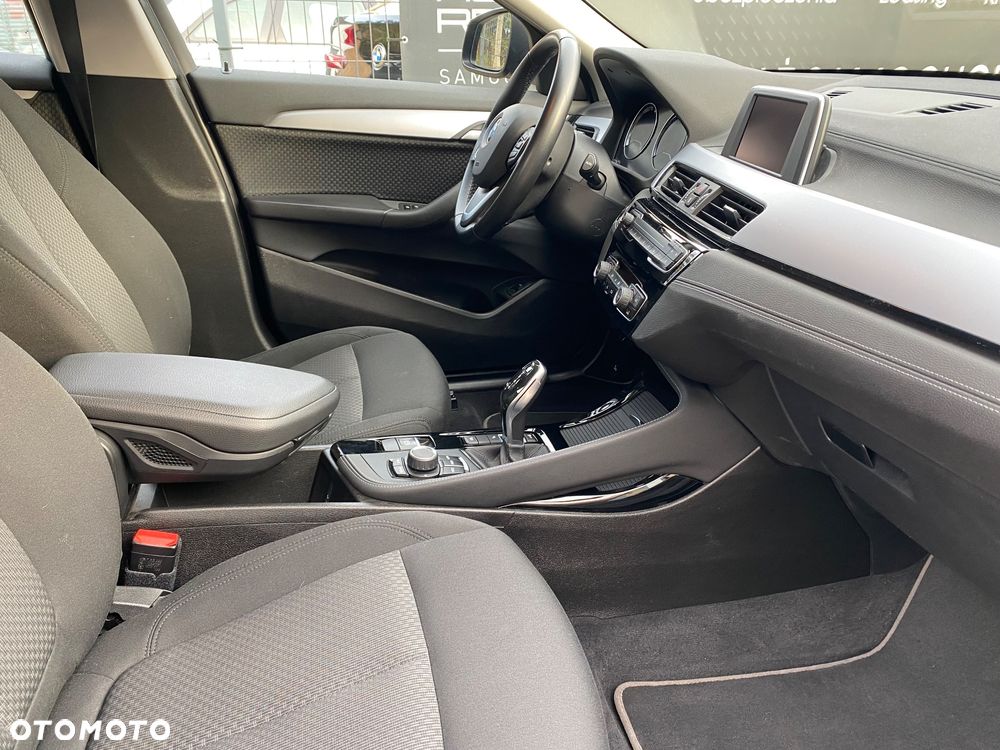 BMW X2 xDrive20i - 16