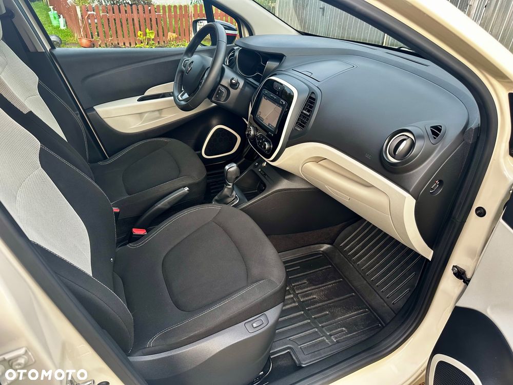 Renault Captur ENERGY TCe 120 EDC Experience - 26