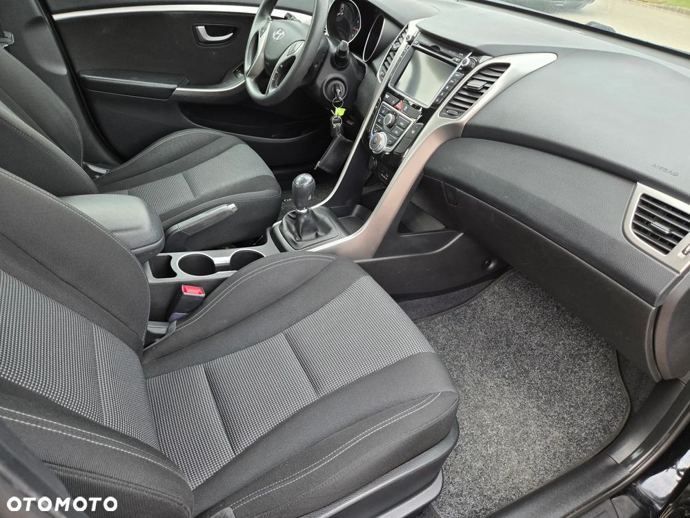 Hyundai i30 - 29
