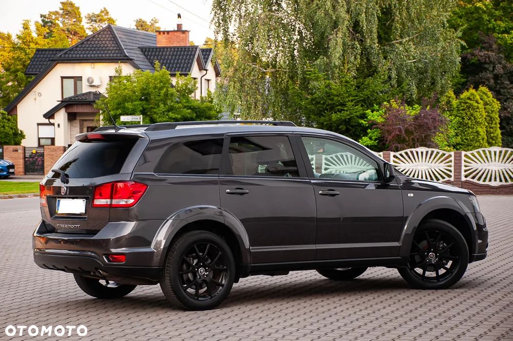 Fiat Freemont 2.0 Multijet 16V DPF Automatik Allrad Black Code - 14