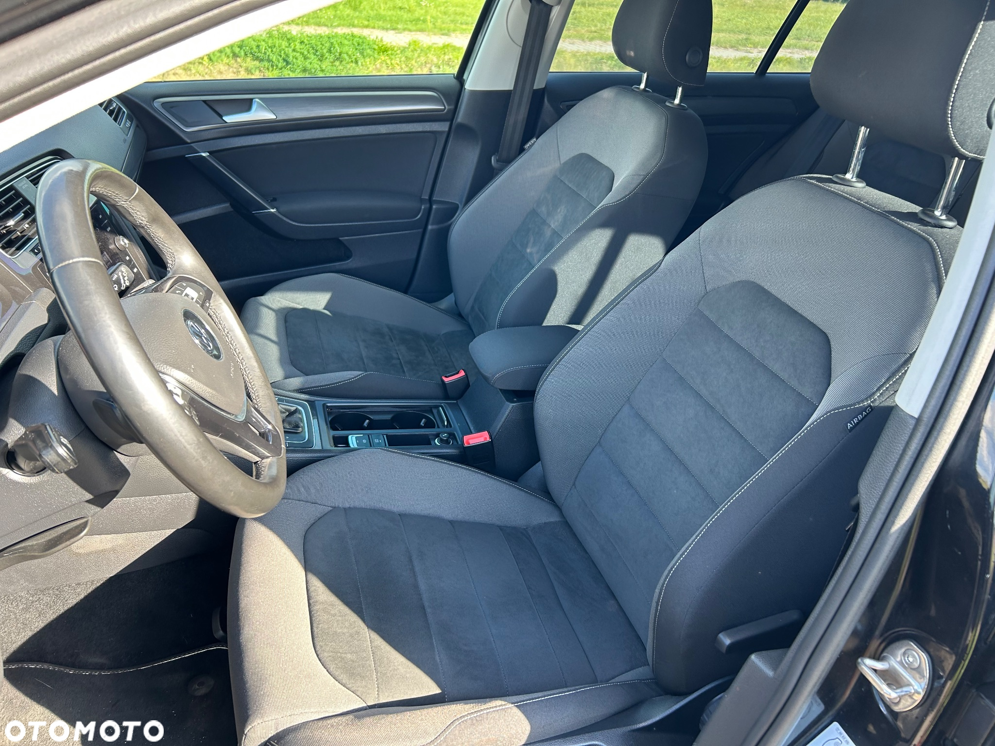 Volkswagen Golf 1.5 TSI ACT OPF BlueMotion DSG Highline - 17