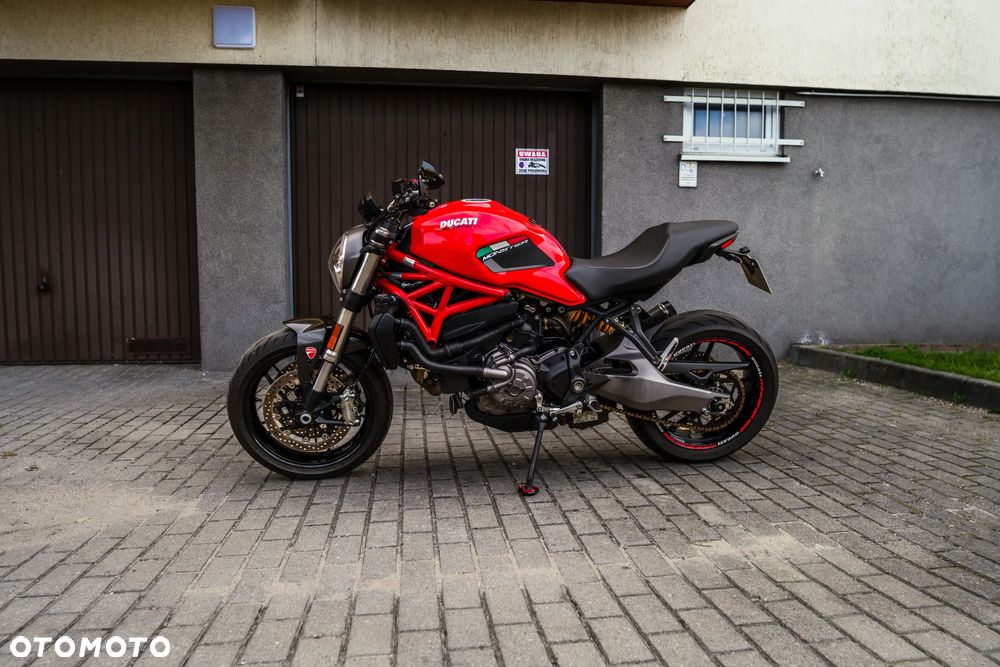 Ducati Monster - 1