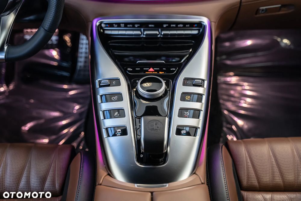 Mercedes-Benz AMG GT 43 Speedshift TCT 9G - 27