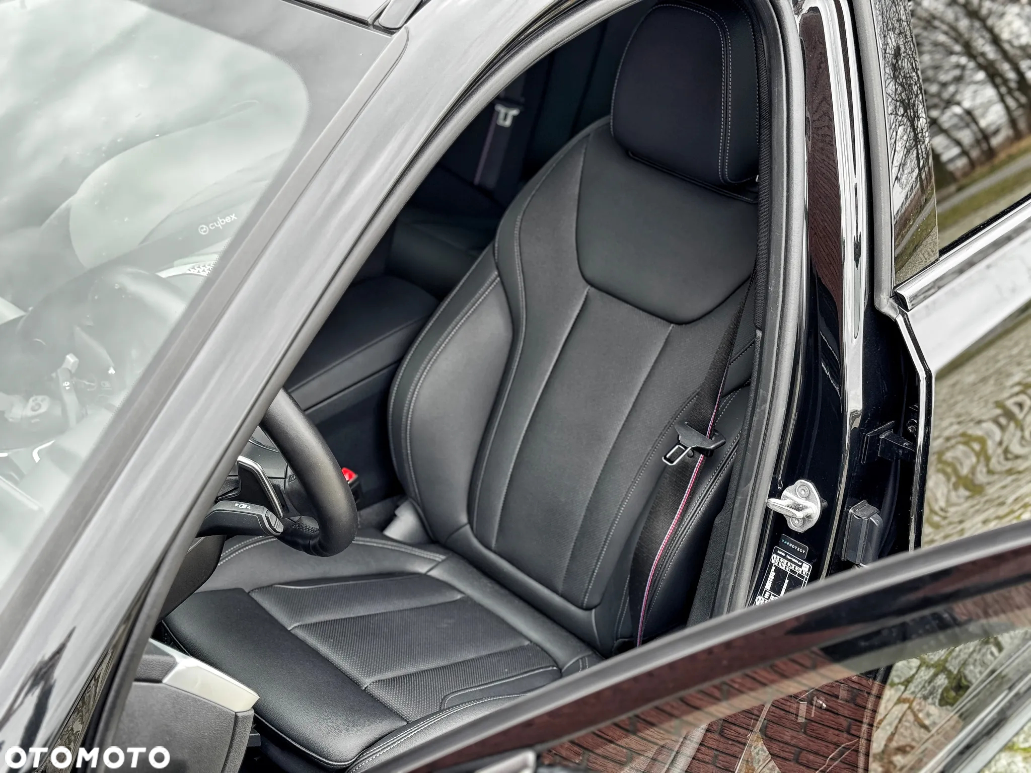 BMW Seria 3 330e xDrive M Sport sport - 20