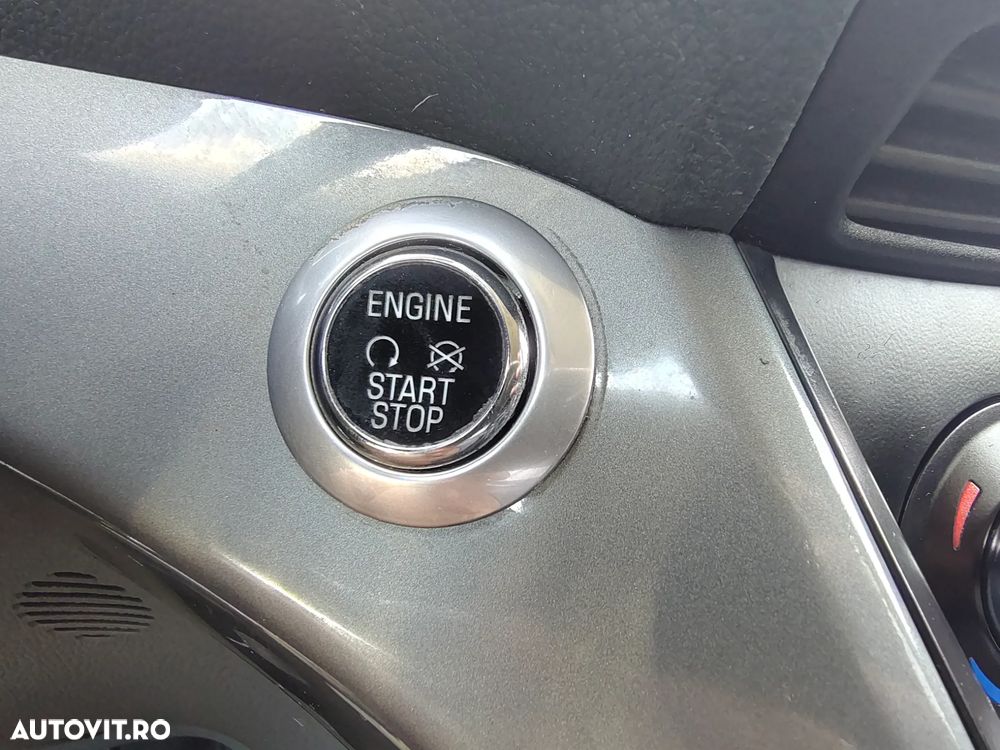 Ford C-Max - 22