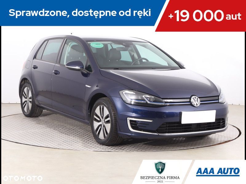 Volkswagen Golf - 1