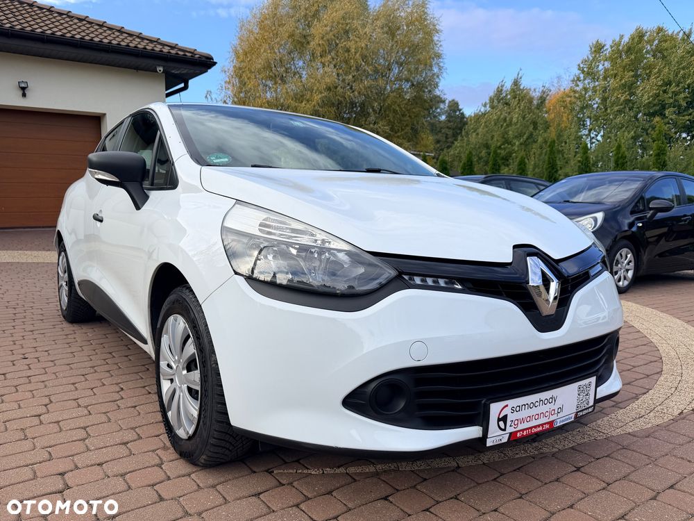 Renault Clio 1.2 16V 75 Life - 10
