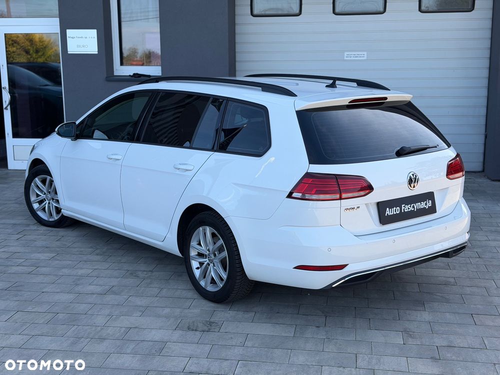 Volkswagen Golf 2.0 TDI SCR DSG Comfortline - 3