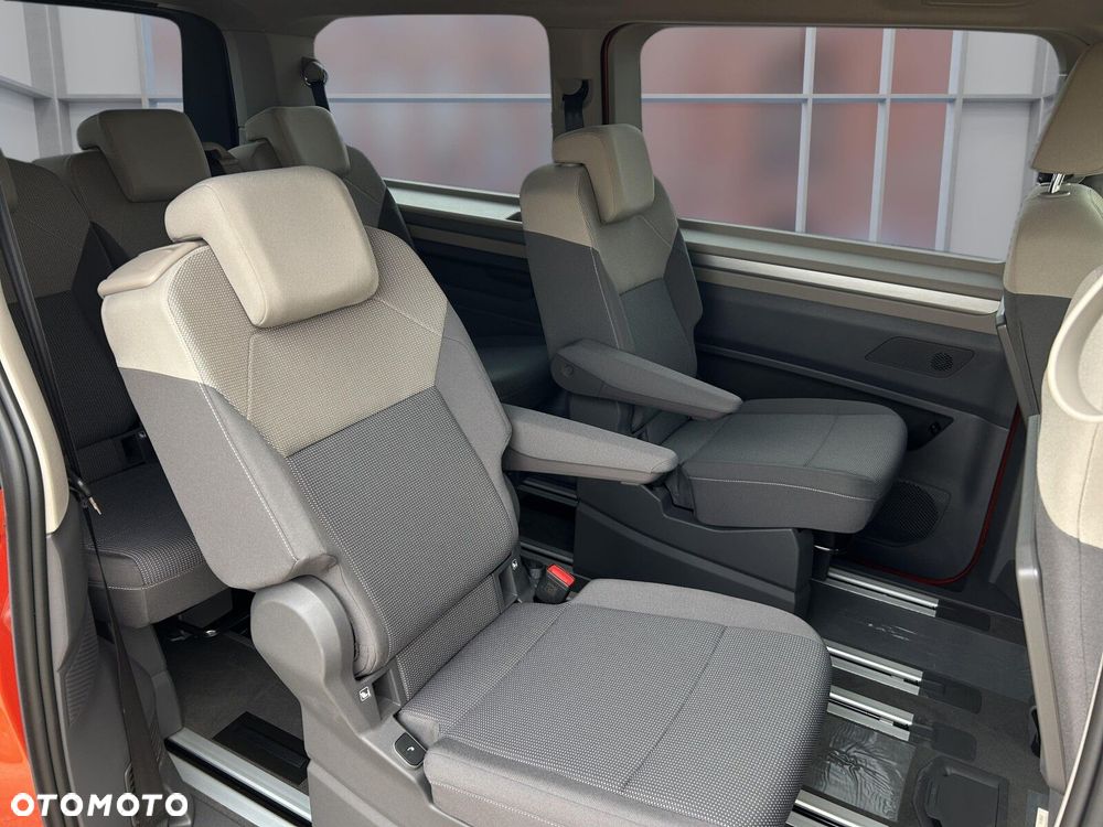 Volkswagen Multivan - 19