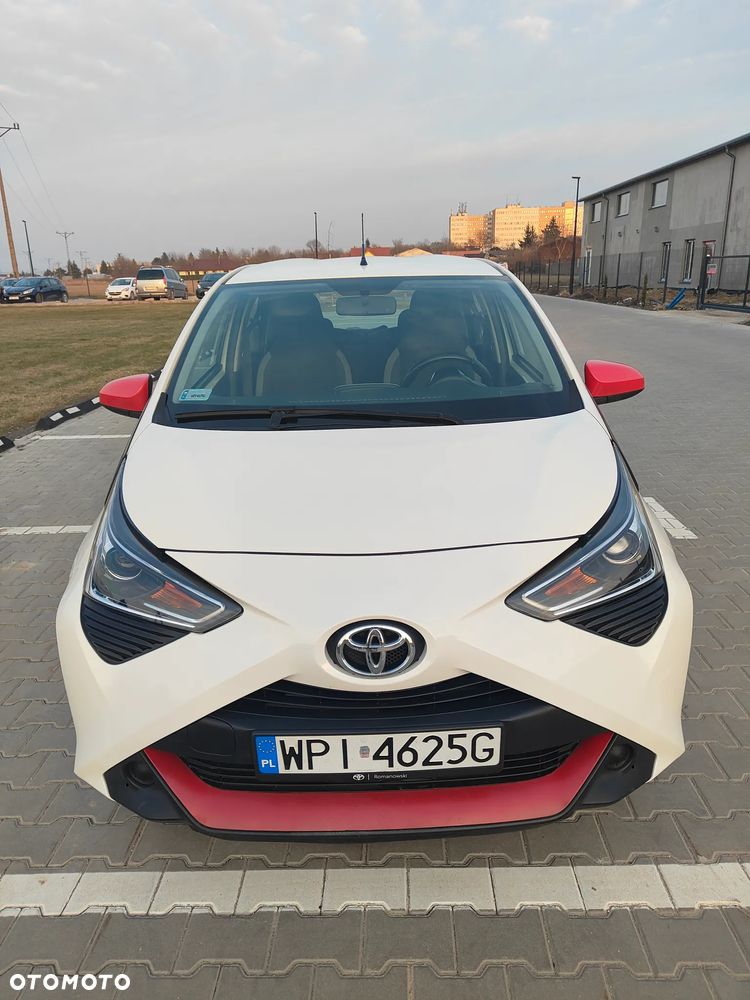 Toyota Aygo x-play - 2