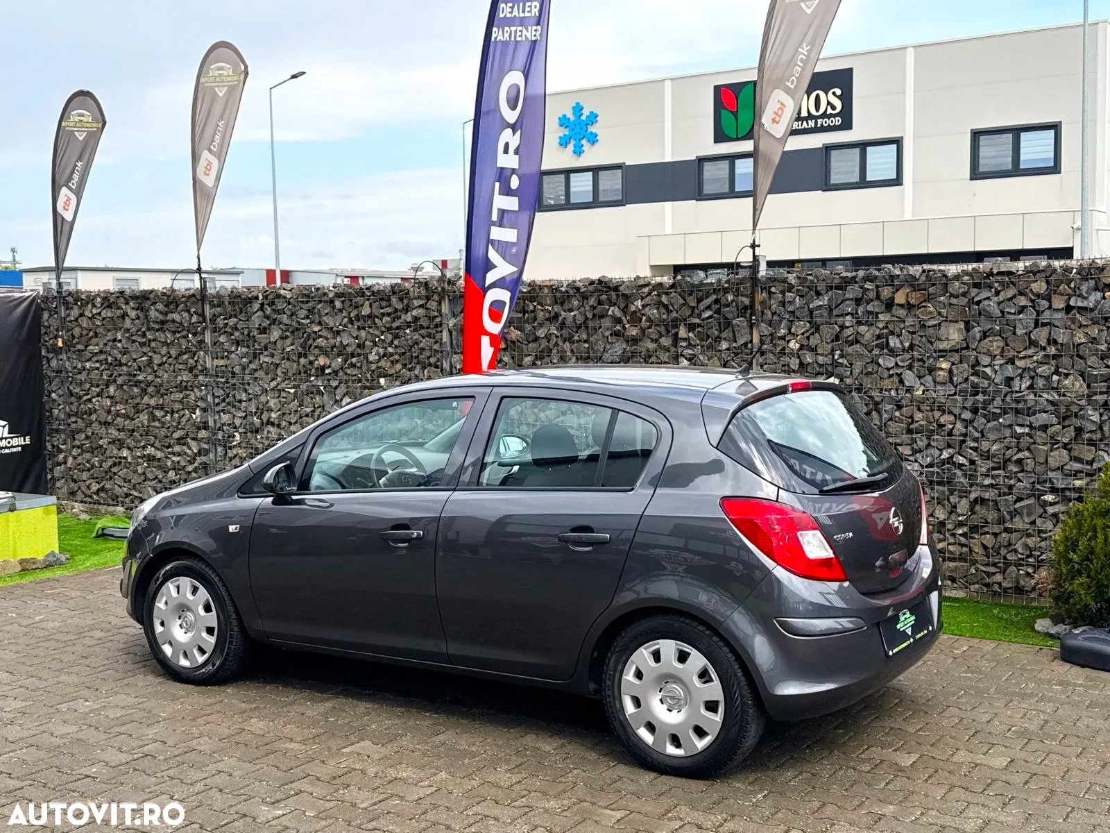 Opel Corsa 1.2 Essentia - 15
