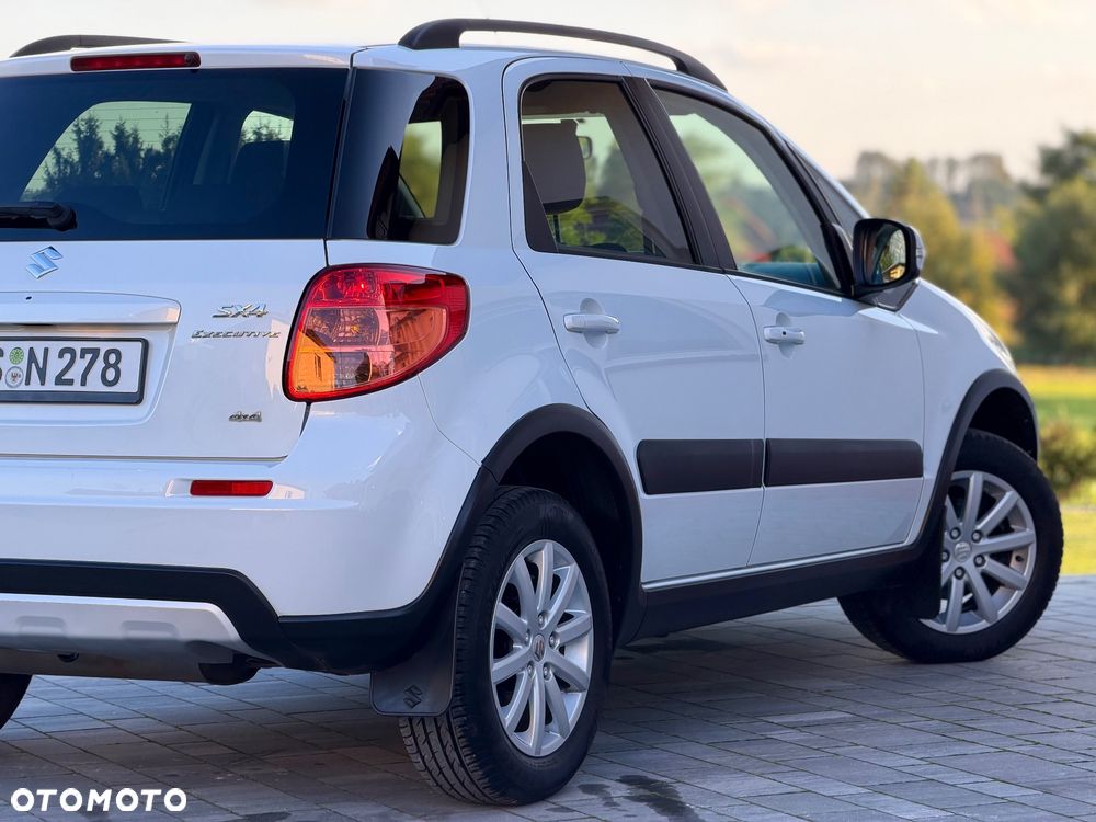 Suzuki SX4 1.6 VVT 4x4 Style - 13