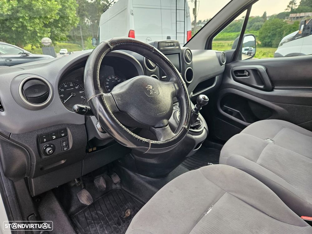 Peugeot Partner - 13