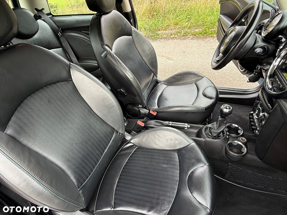 MINI Cooper Bayswater - 18