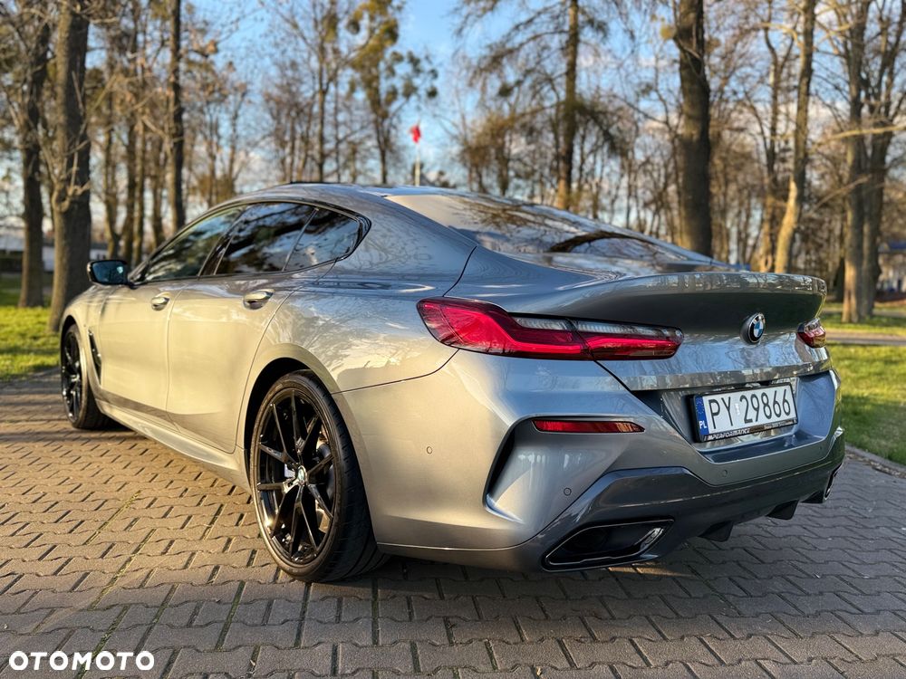 BMW Seria 8 - 14