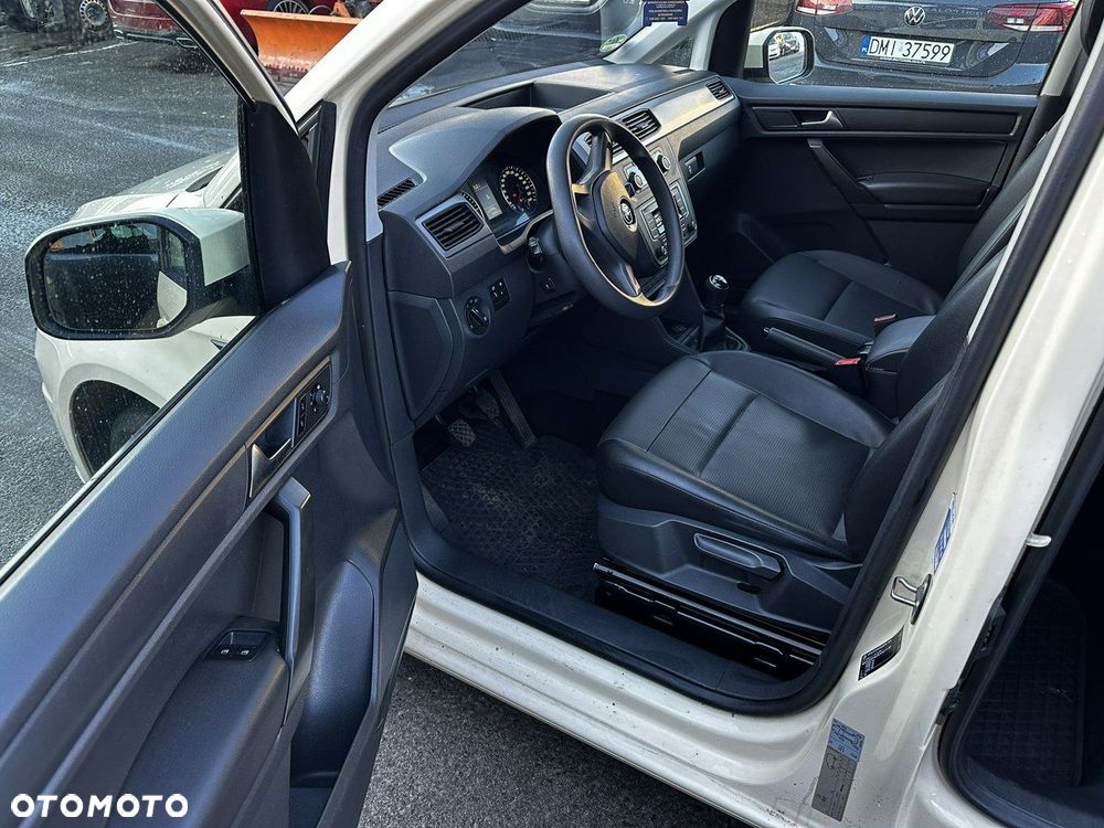 Volkswagen Caddy - 23