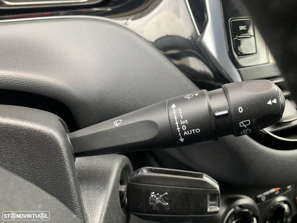 Peugeot 208 1.4 HDi Active - 11