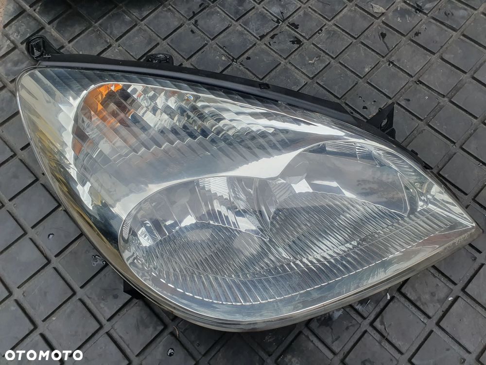 CITROEN C5 KOMPLET LAMP PRZEDNICH REFLEKTORY JAK NOWE TYC EUROPA - 2
