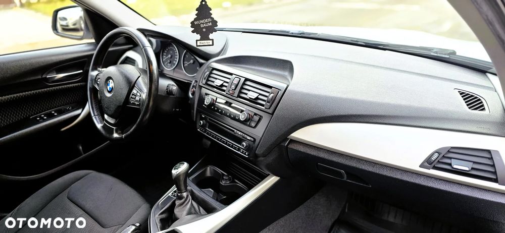 BMW Seria 1 116d DPF Edition Sport - 12