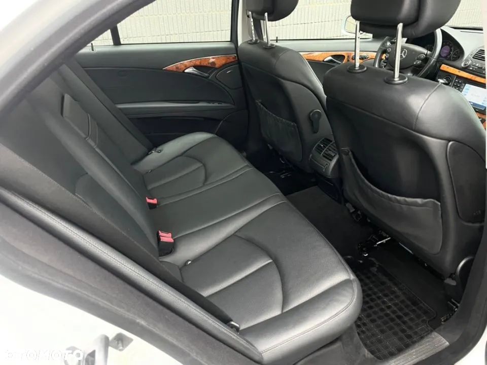 Mercedes-Benz Klasa E - 7