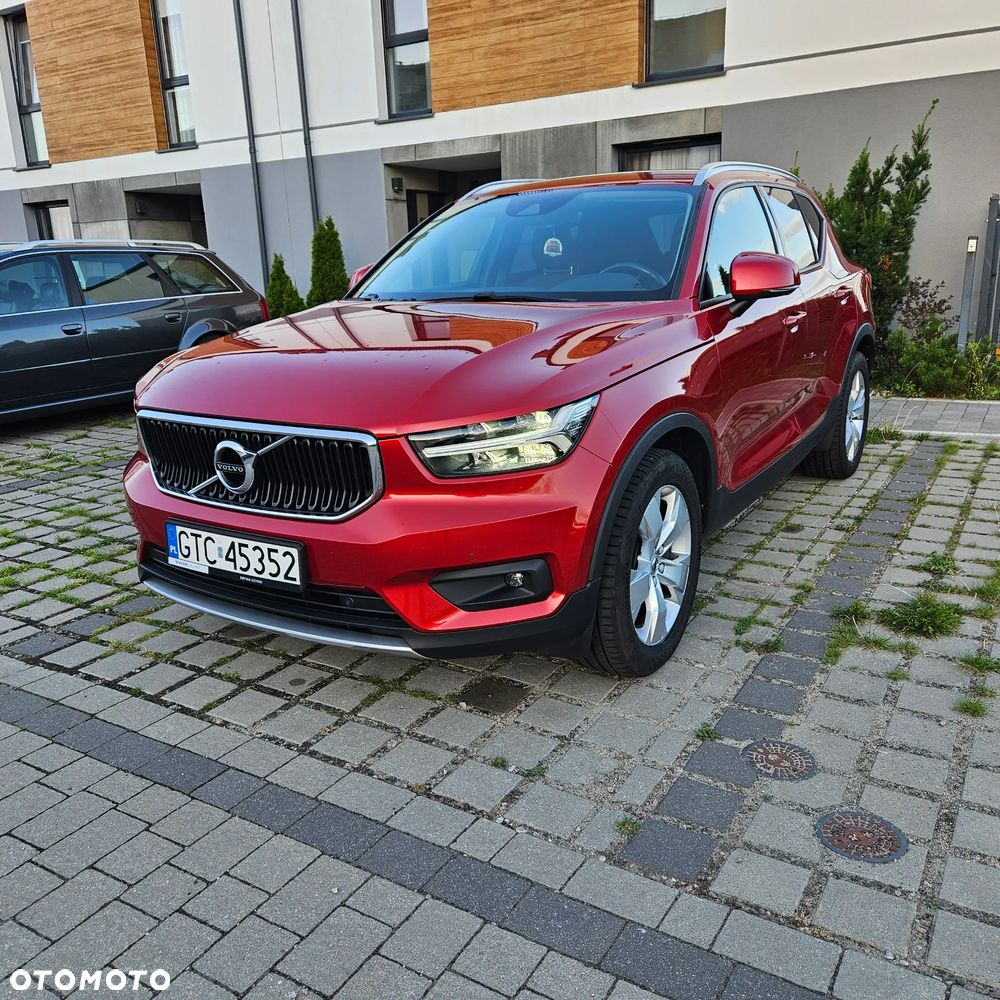 Volvo XC 40 T3 Momentum Pro - 3