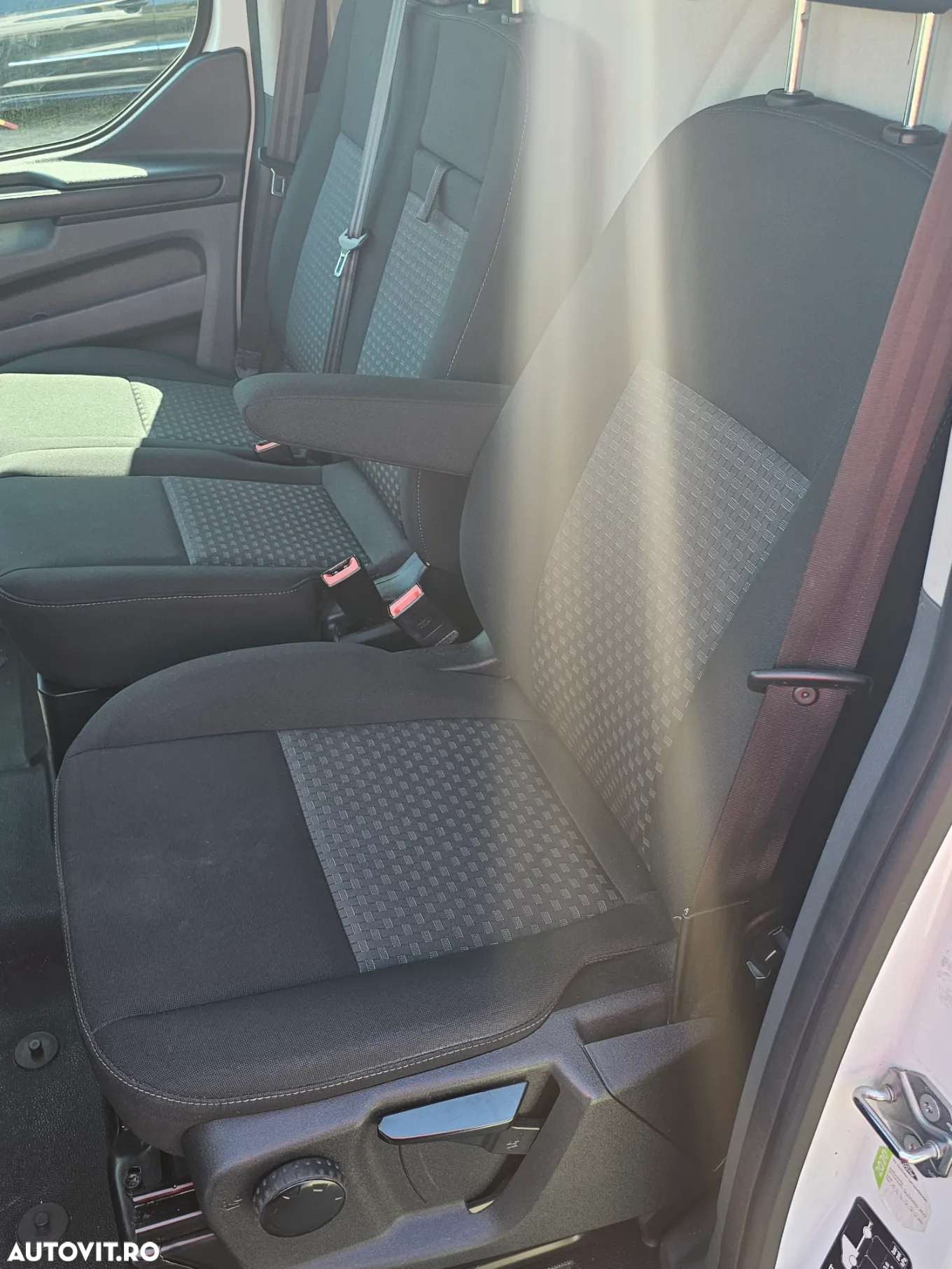 Ford Transit Custom - 10